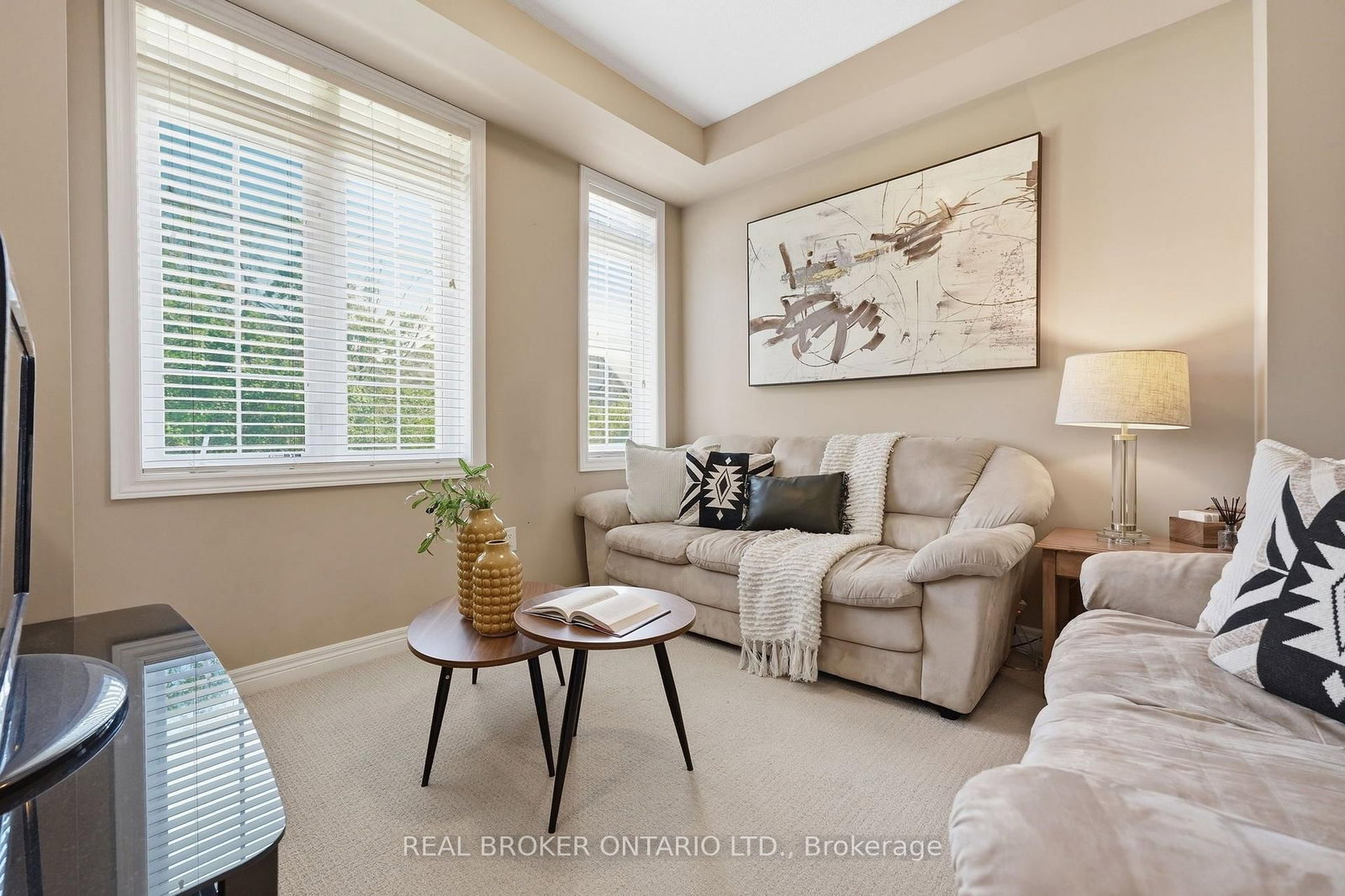 541 Winston Road • #15 • Grimsby, ON photo 26