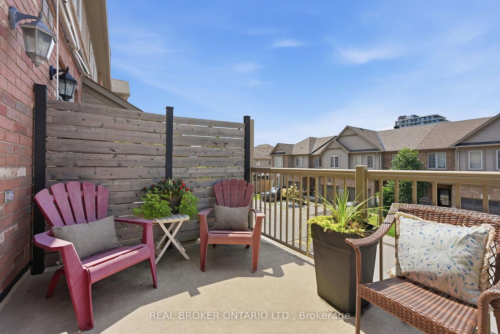 541 Winston Road • #15 • Grimsby, ON photo 31