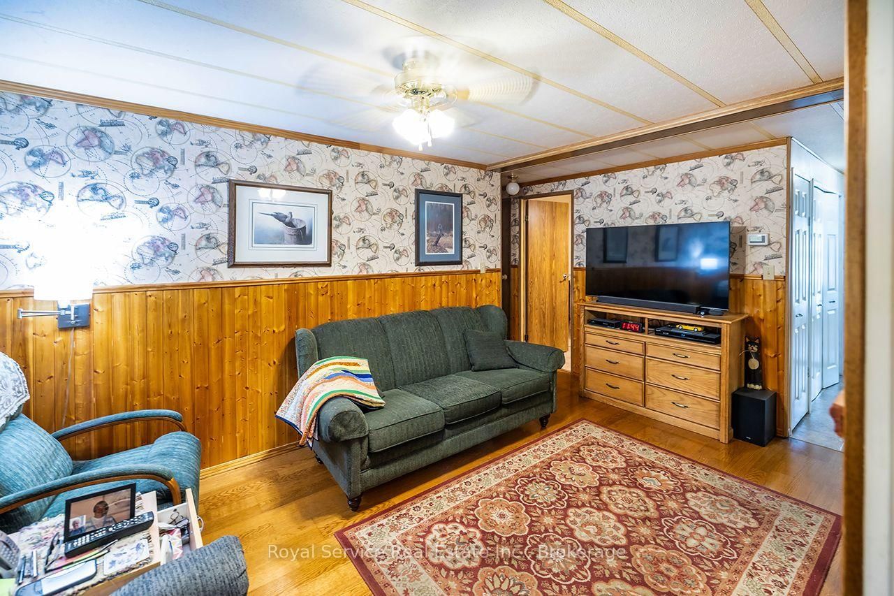 16 Vista Drive • Kawartha Lakes, ON photo 18