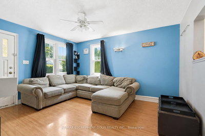 13 Prestwick Avenue • St. Catharines, ON photo 5