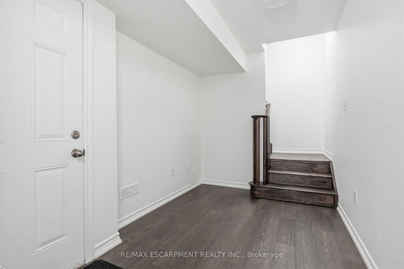 26 Hiscott Drive