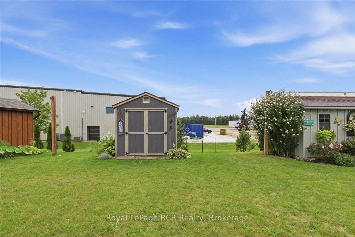 250 Krotz Street E • North Perth, ON photo 40