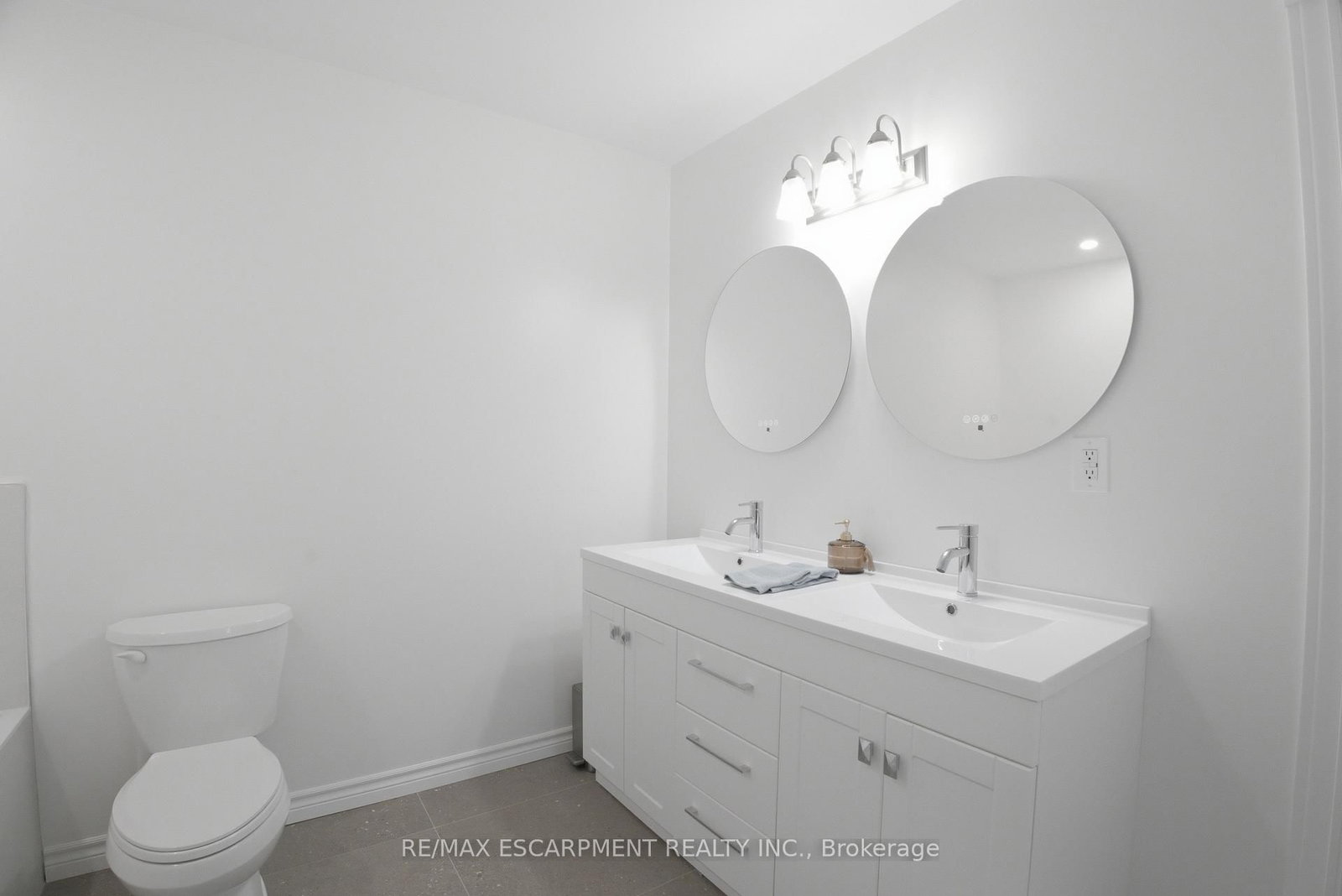102 Trenholme Crescent • Hamilton, ON photo 24