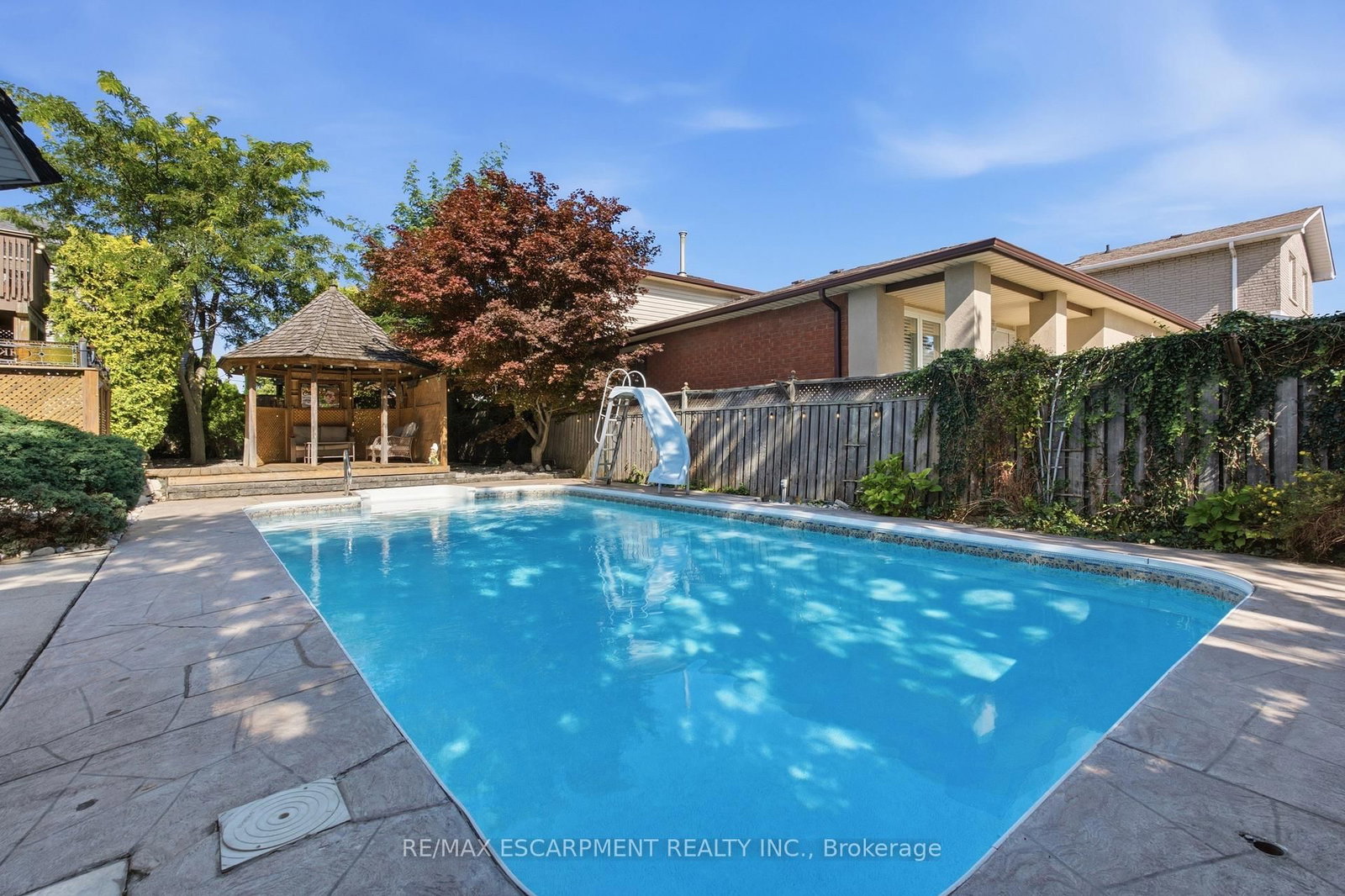 102 Trenholme Crescent • Hamilton, ON photo 35