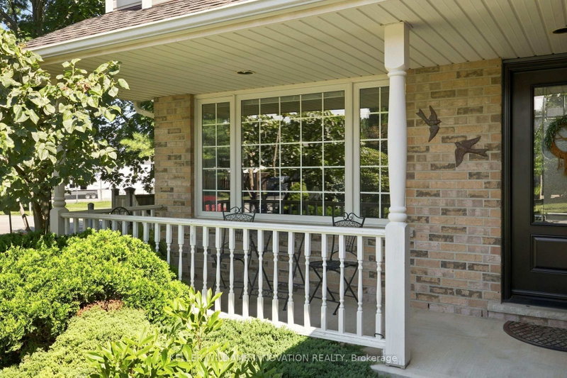 3999 Azalea Crescent