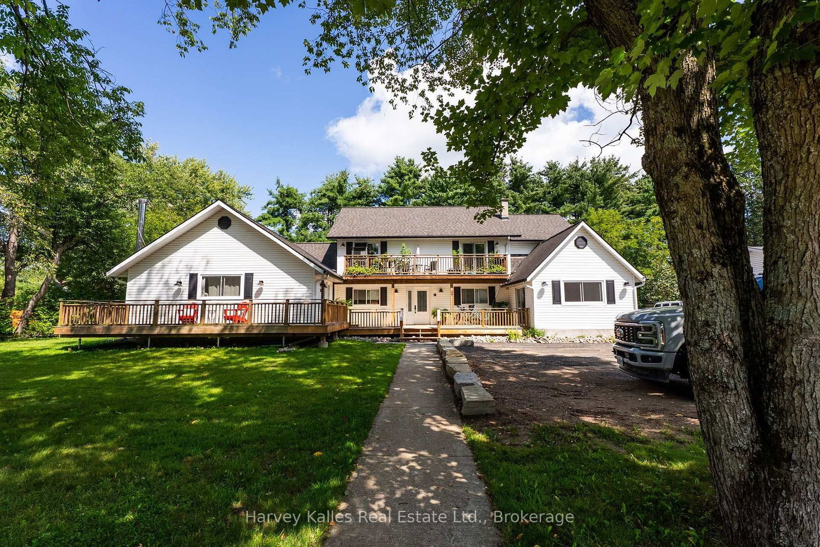 99 Spencer Street • Bracebridge, ON photo 1