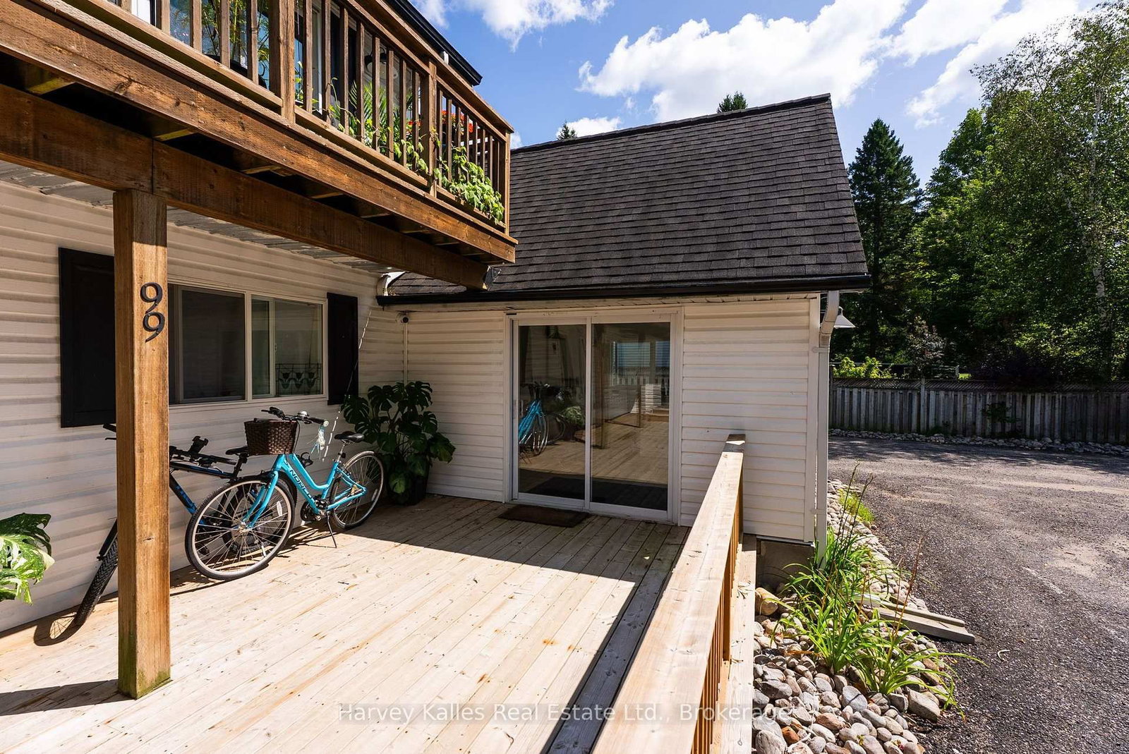 99 Spencer Street • Bracebridge, ON photo 44