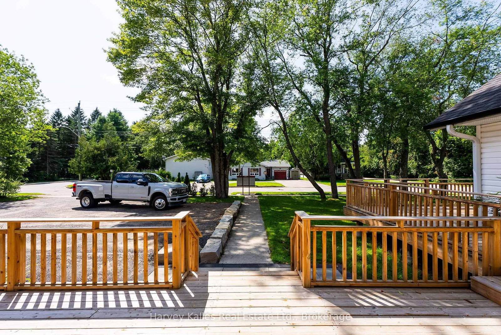 99 Spencer Street • Bracebridge, ON photo 46