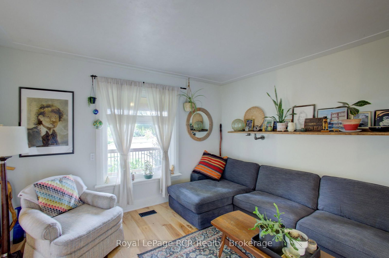 581 St Andrew Street W • Centre Wellington, ON photo 6
