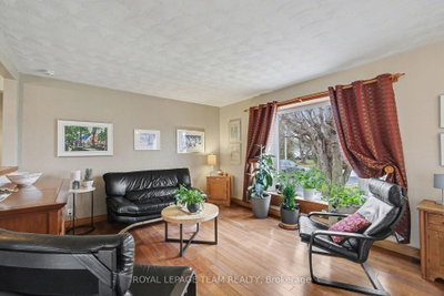 3041 Bridge Street • North Dundas, ON photo 6