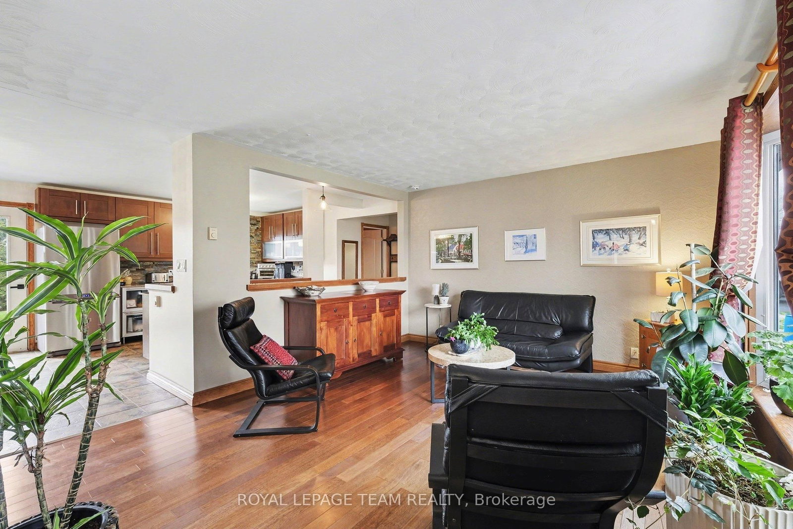 3041 Bridge Street • North Dundas, ON photo 8