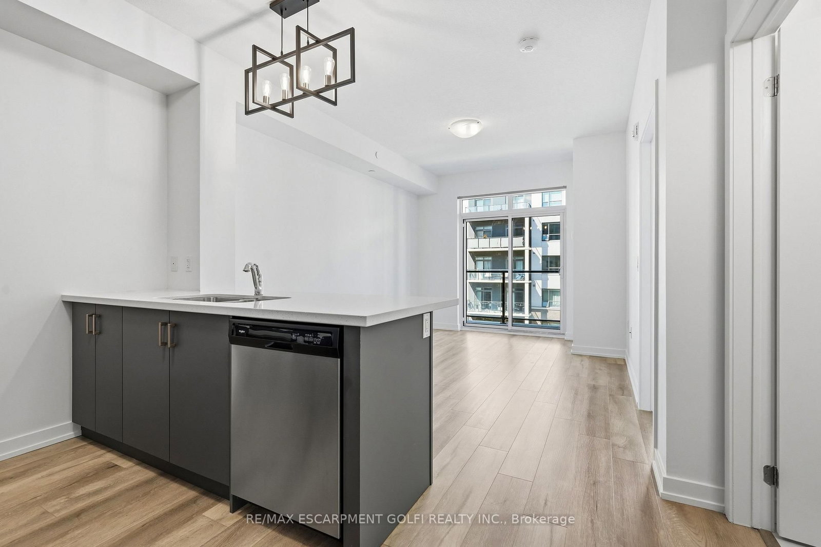 5055 Greenlane Road • #425 • Lincoln, ON photo 10