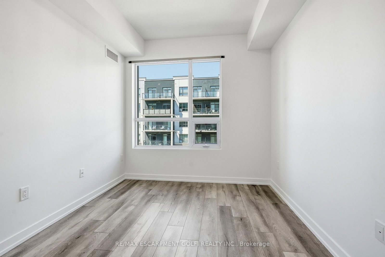 5055 Greenlane Road • #425 • Lincoln, ON photo 15