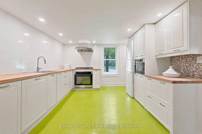 361 Dundas Street E • Hamilton, ON photo 9