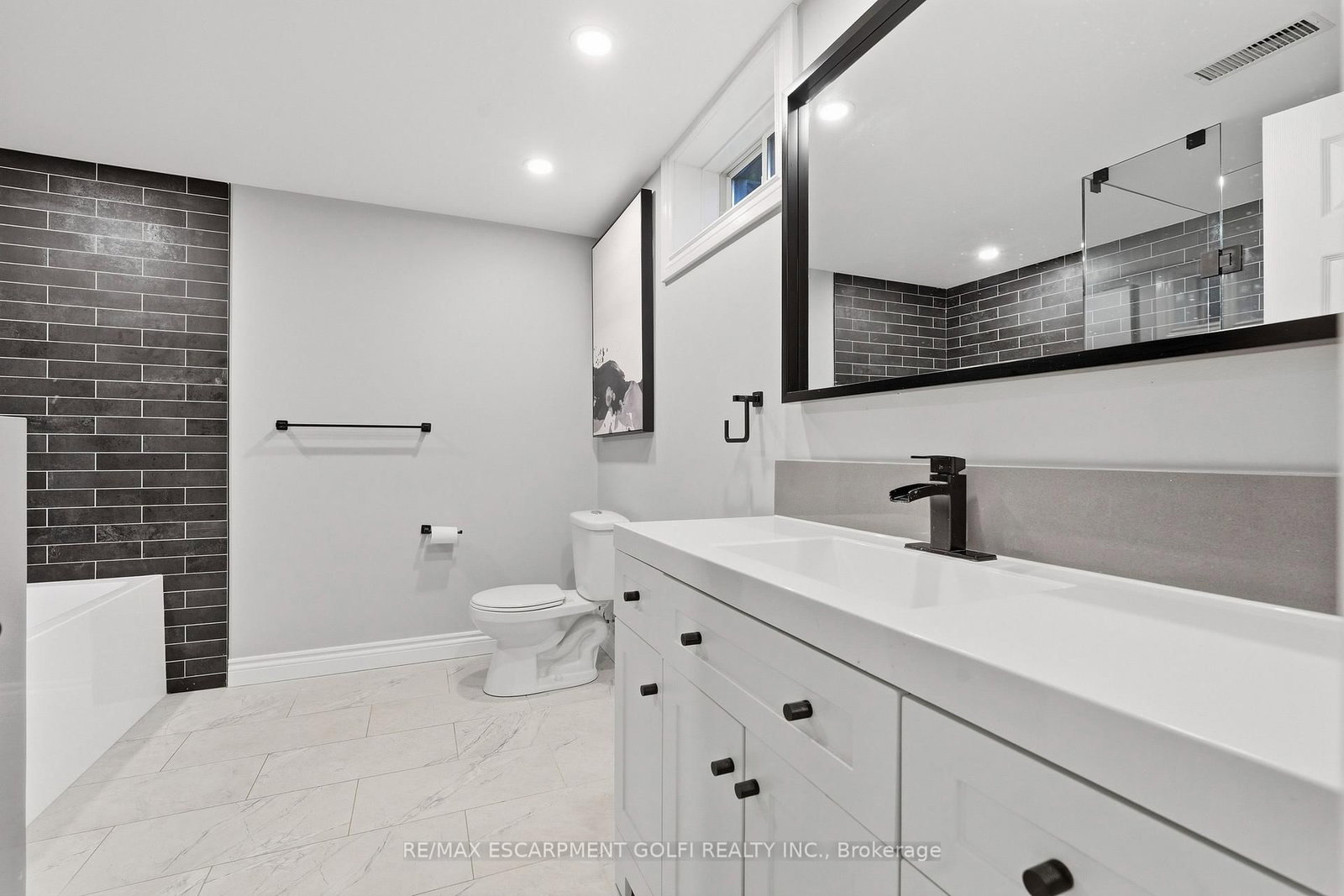 96 Greentrail Drive • #43 • Hamilton, ON photo 30