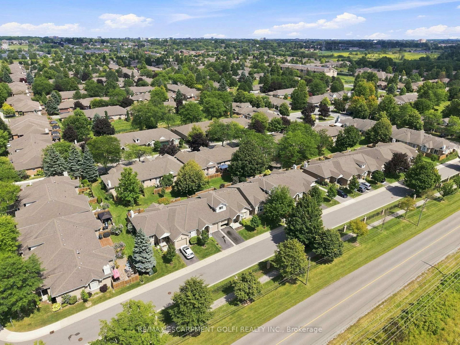96 Greentrail Drive • #43 • Hamilton, ON photo 36
