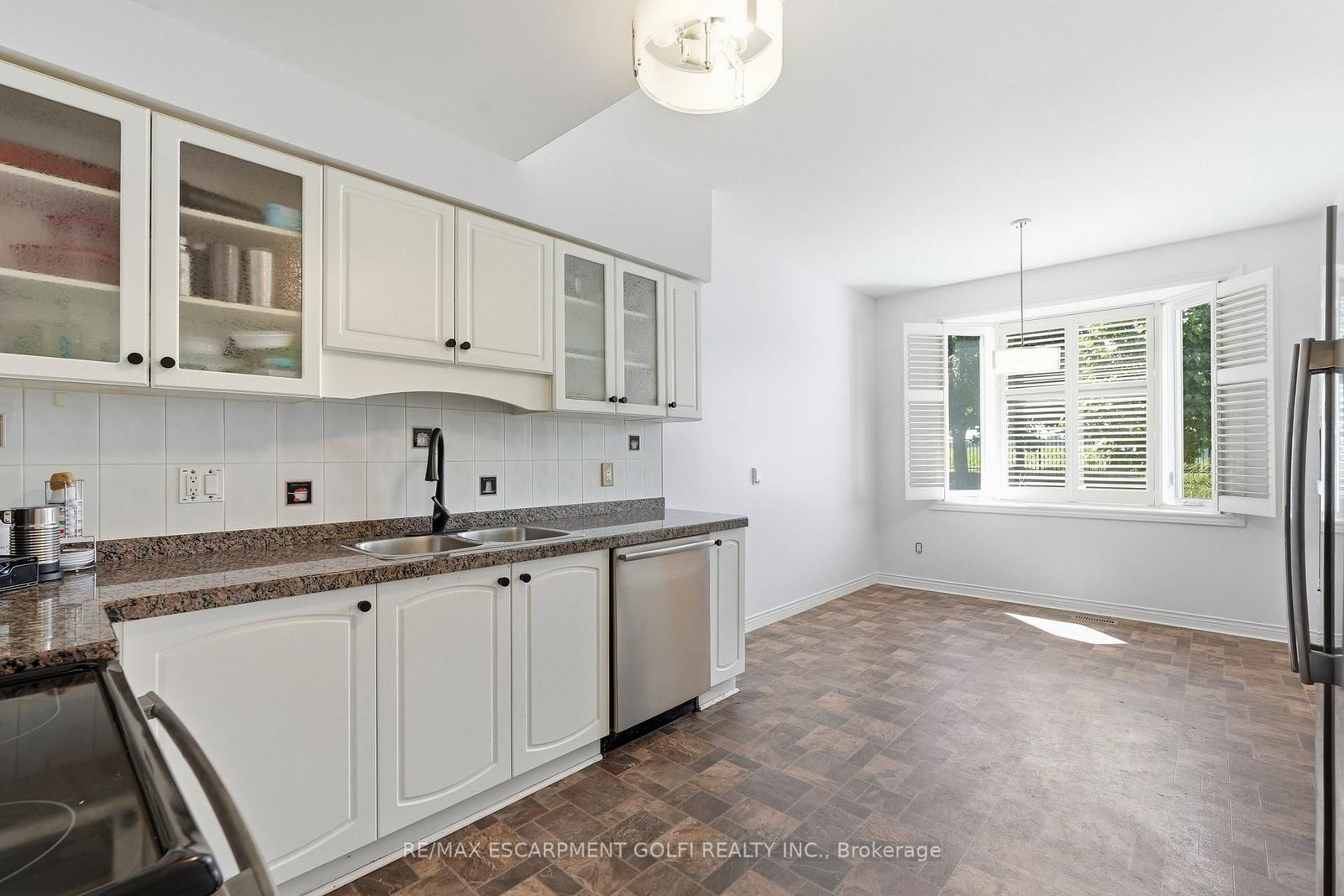 96 Greentrail Drive • #43 • Hamilton, ON photo 5