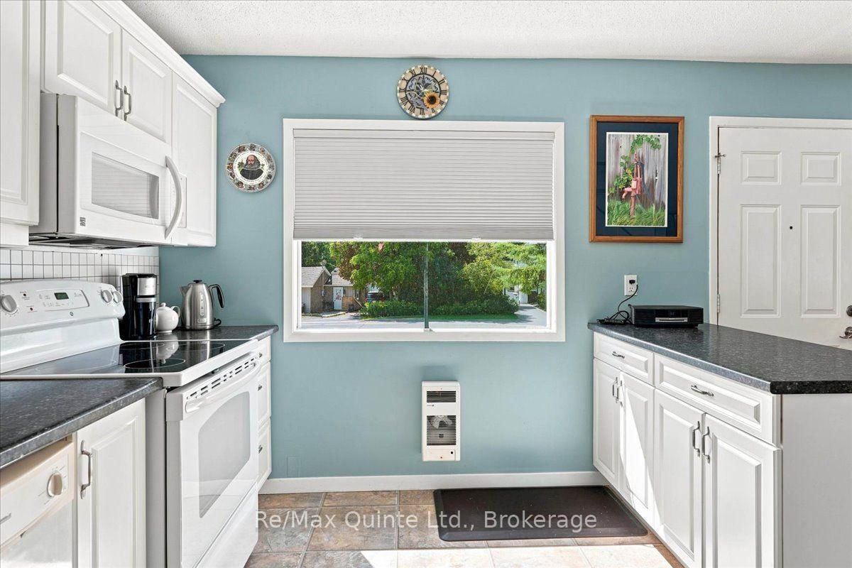 33 George Street • Brighton, ON photo 6
