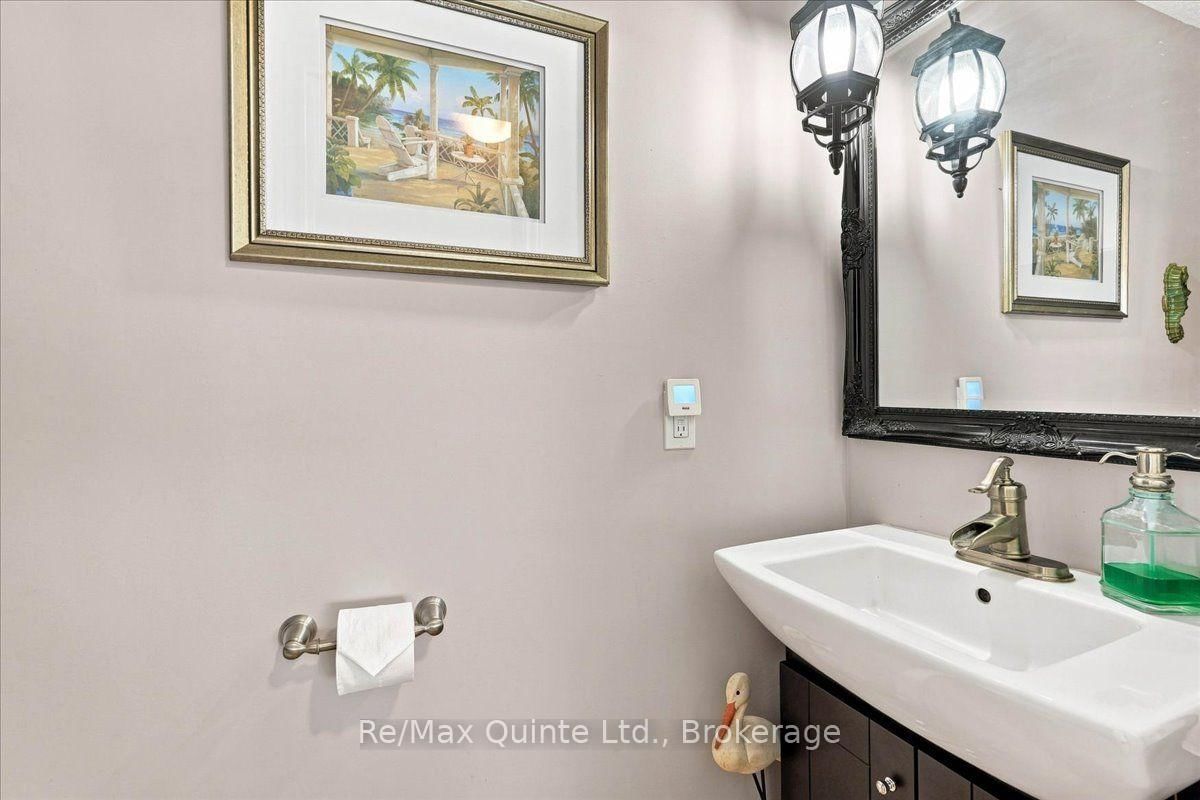 33 George Street • Brighton, ON photo 9