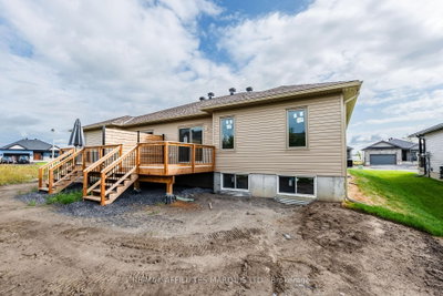 90 Forrester Way • South Stormont, ON photo 4