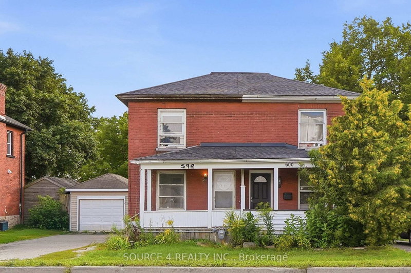 598 Coronation Boulevard