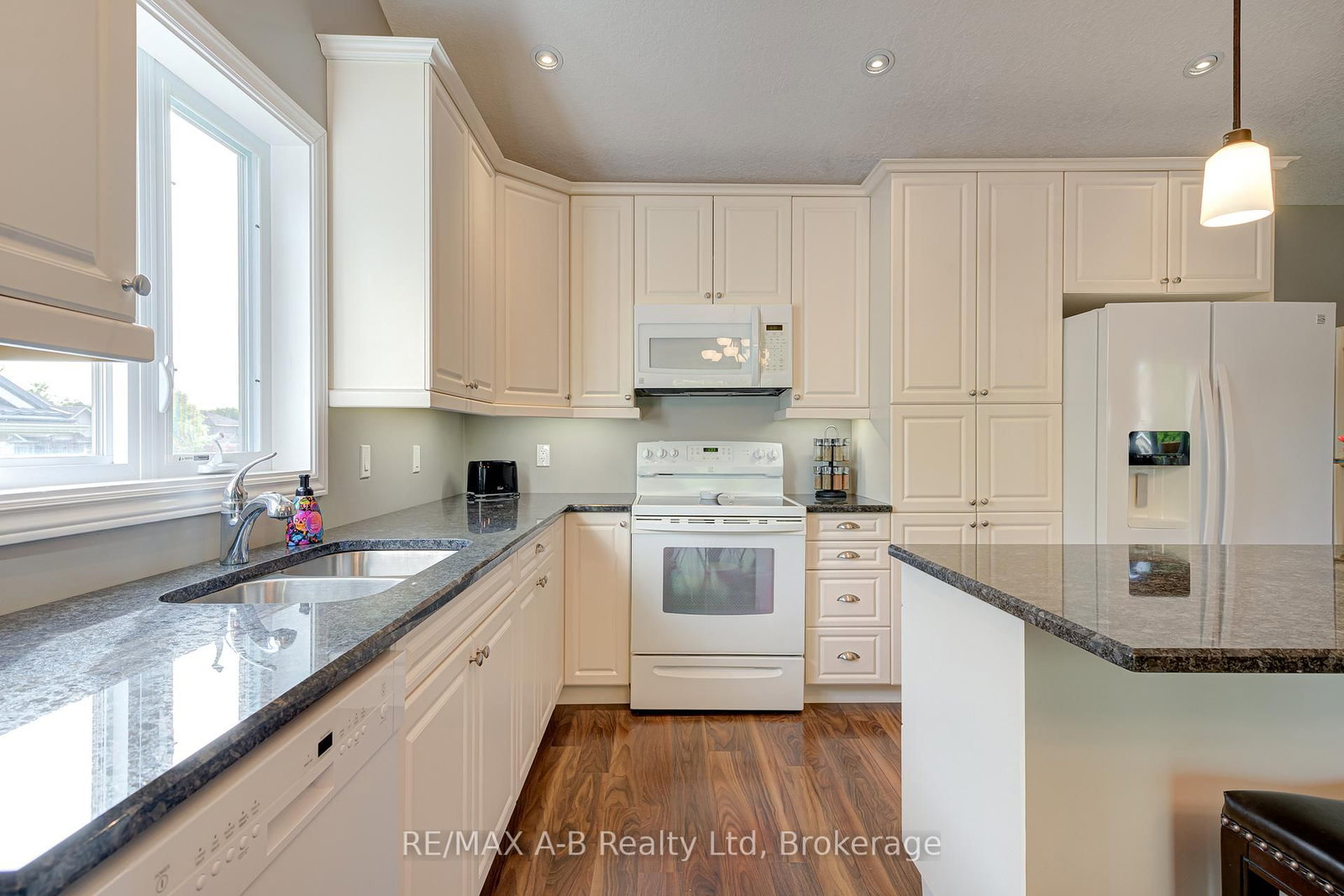 79 Sylvia Street • West Perth, ON photo 13