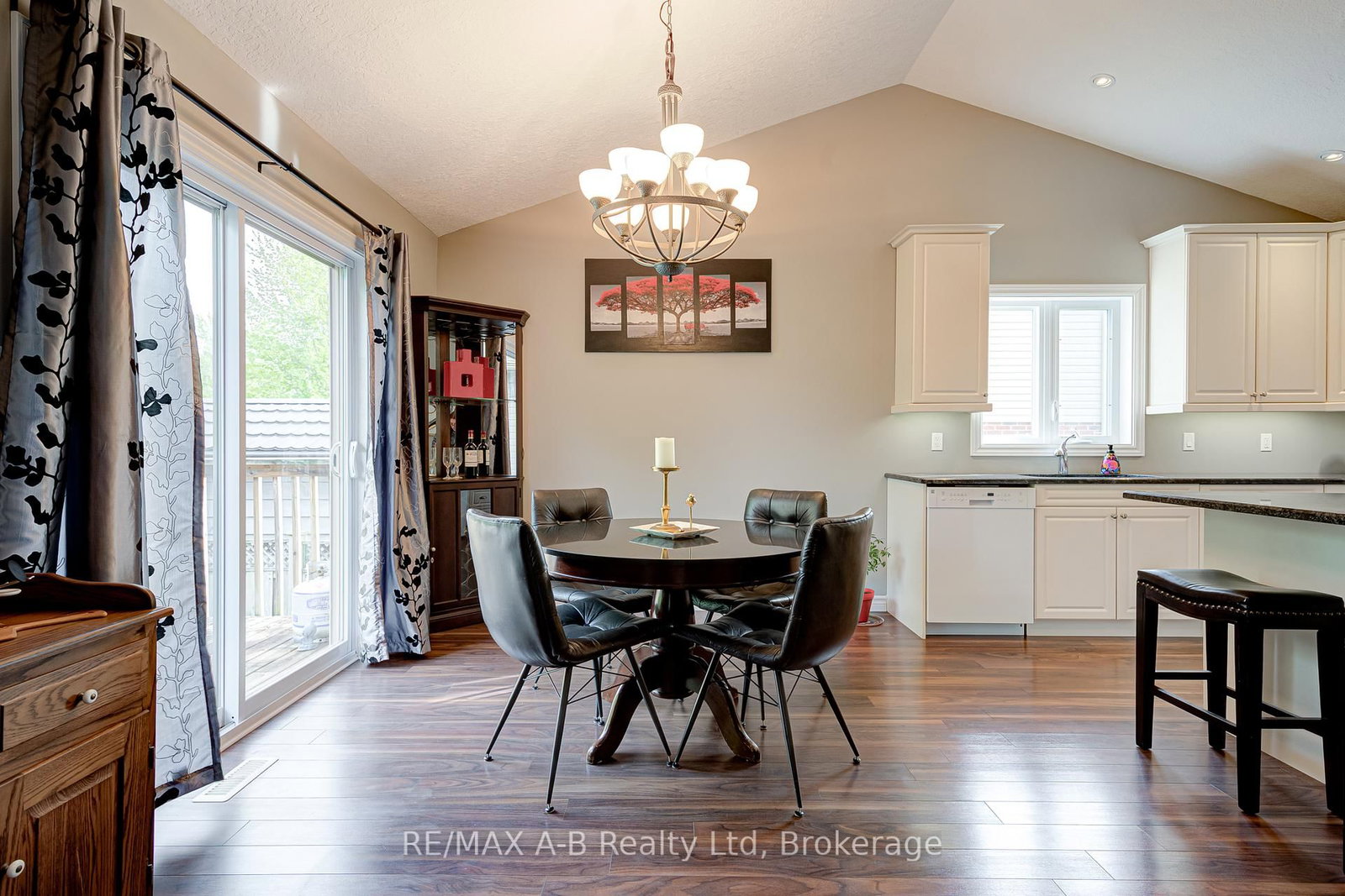 79 Sylvia Street • West Perth, ON photo 14
