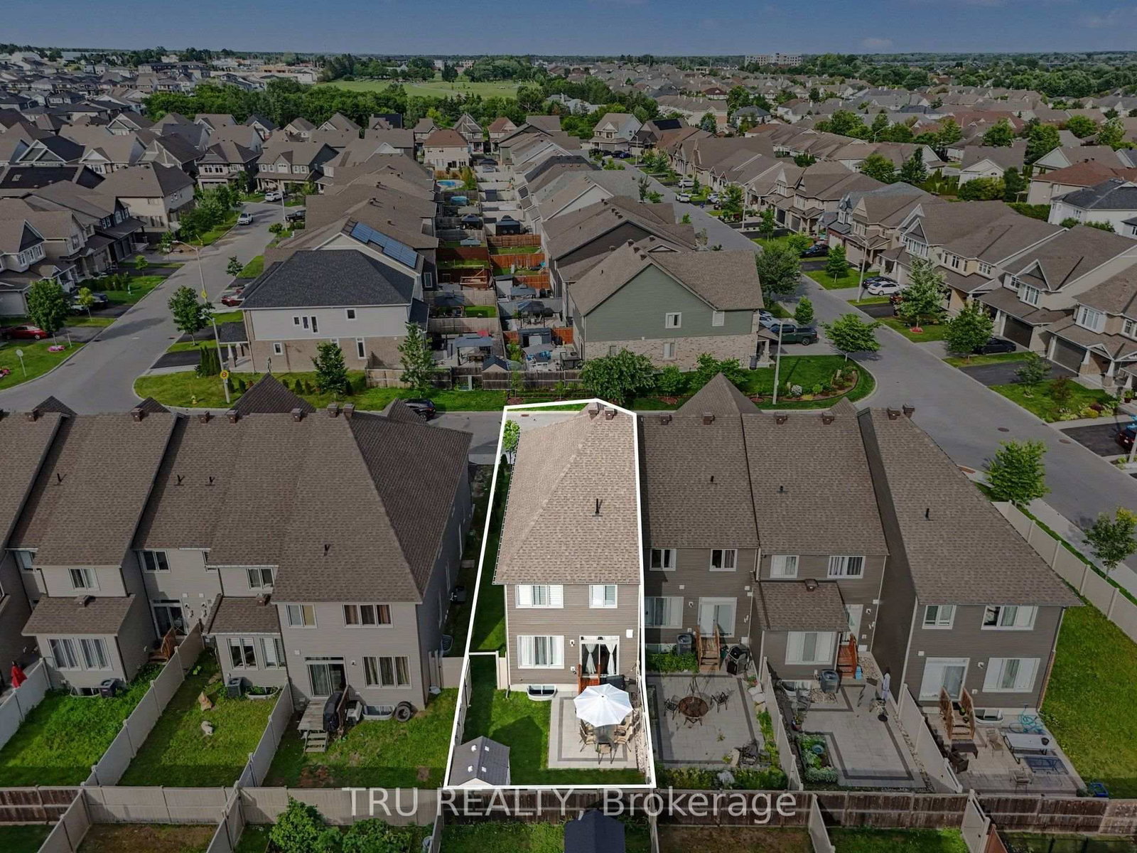 106 Lavatera St, Ottawa, view 39