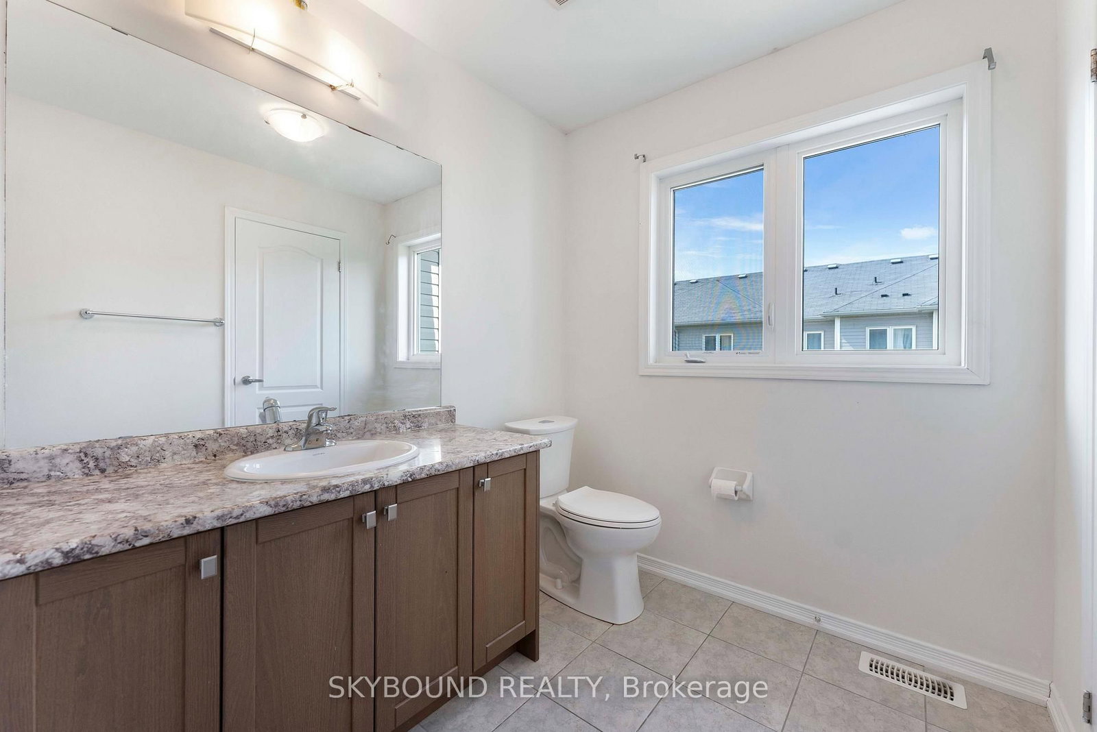 70 Munro Circle • Brantford, ON photo 13