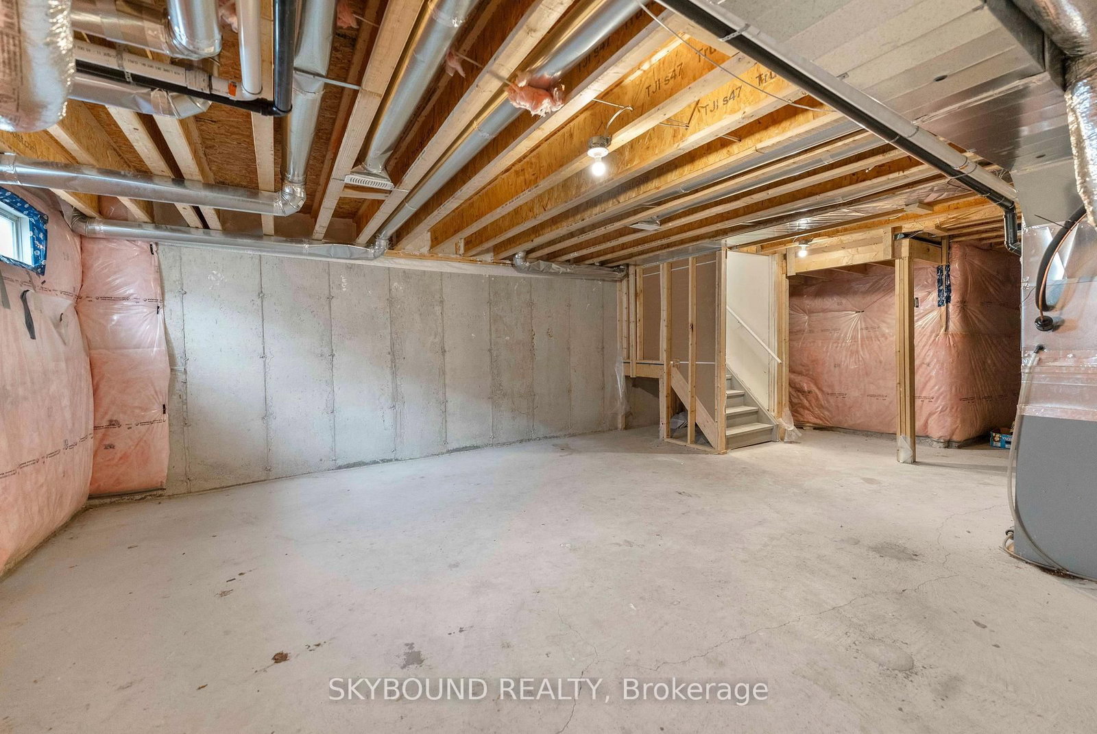 70 Munro Circle • Brantford, ON photo 14