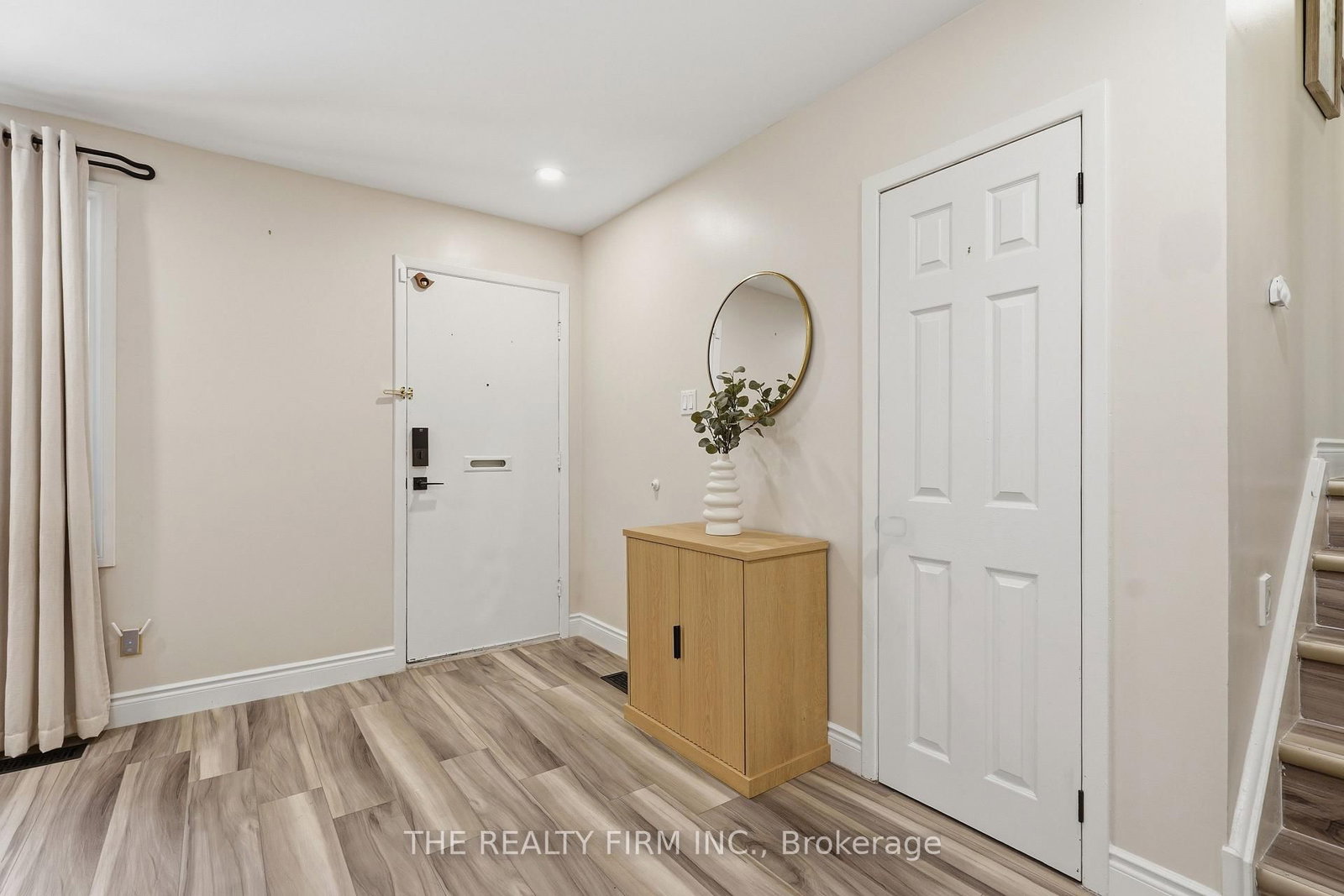 45 Amy Crescent • London East, ON photo 4