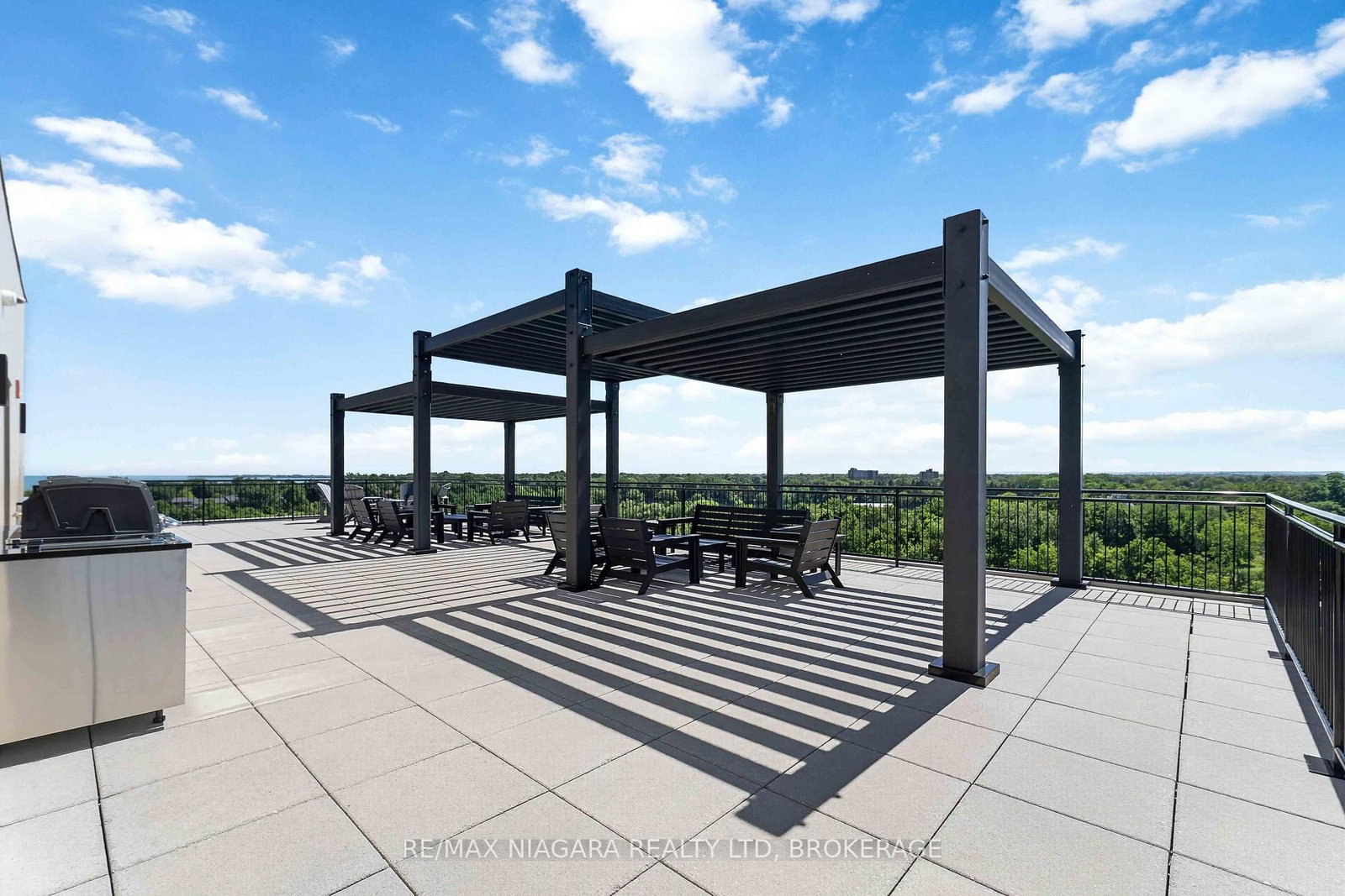 57 Lakeport Road • #702 • St. Catharines, ON photo 21