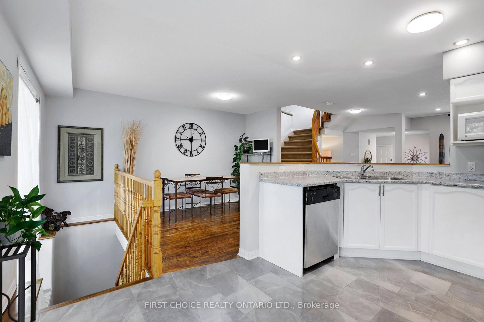 51 Central Park Dr, Ottawa, view 20