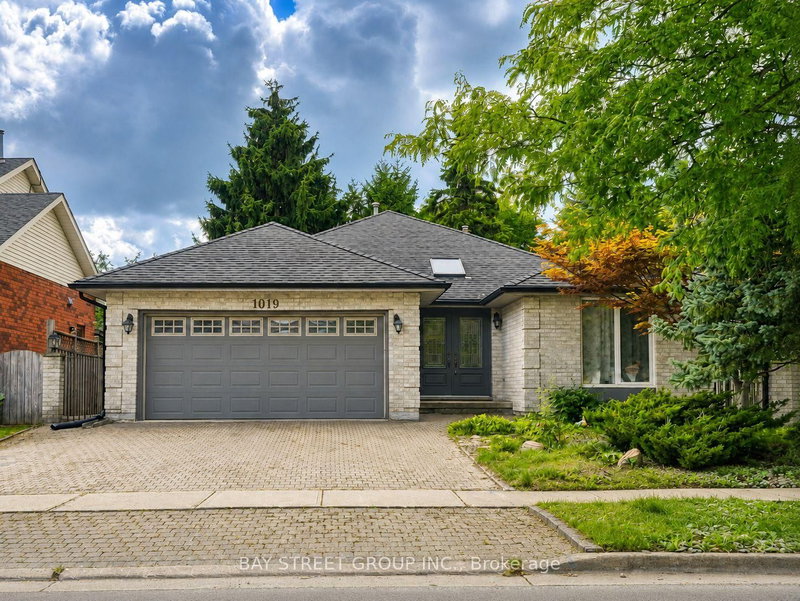1019 Aldersbrook Road