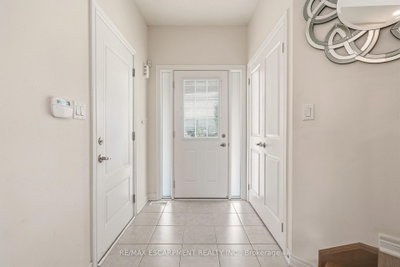 67 PINOT Crescent • Hamilton, ON photo 4