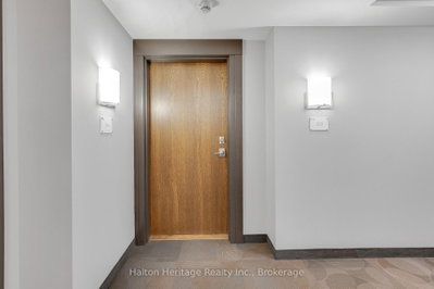 30 Hamilton Street S • #313 • Hamilton, ON photo 2