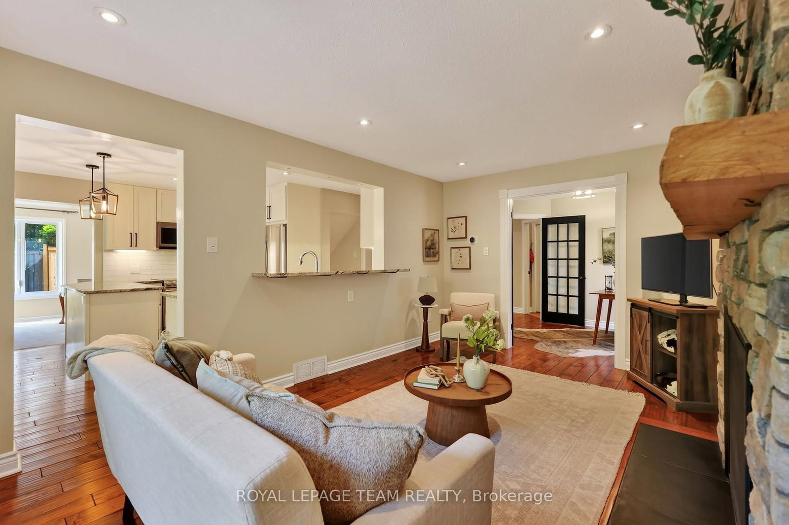 11 Fessenden Way • Ottawa, ON photo 11