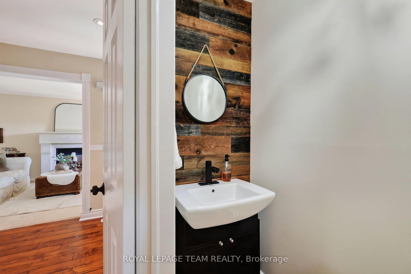 11 Fessenden Way • Ottawa, ON photo 23