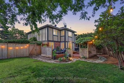 11 Fessenden Way • Ottawa, ON photo 3