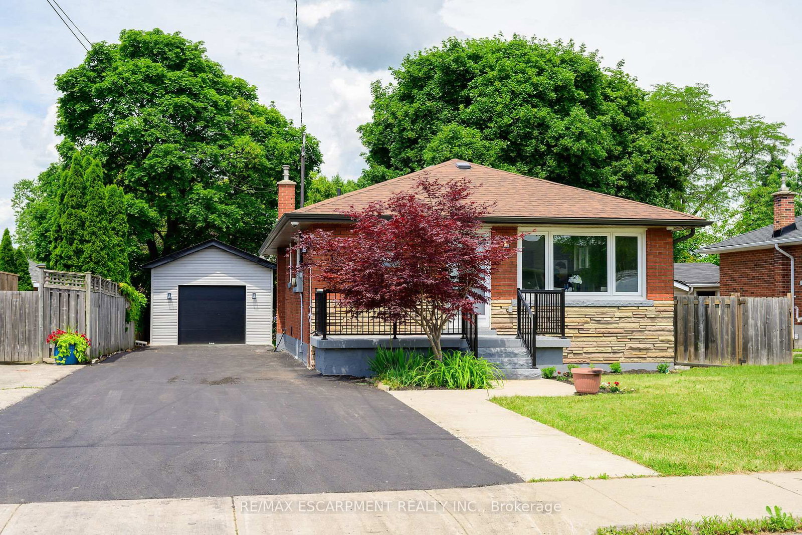 150 Howard Avenue • Hamilton, ON photo 1