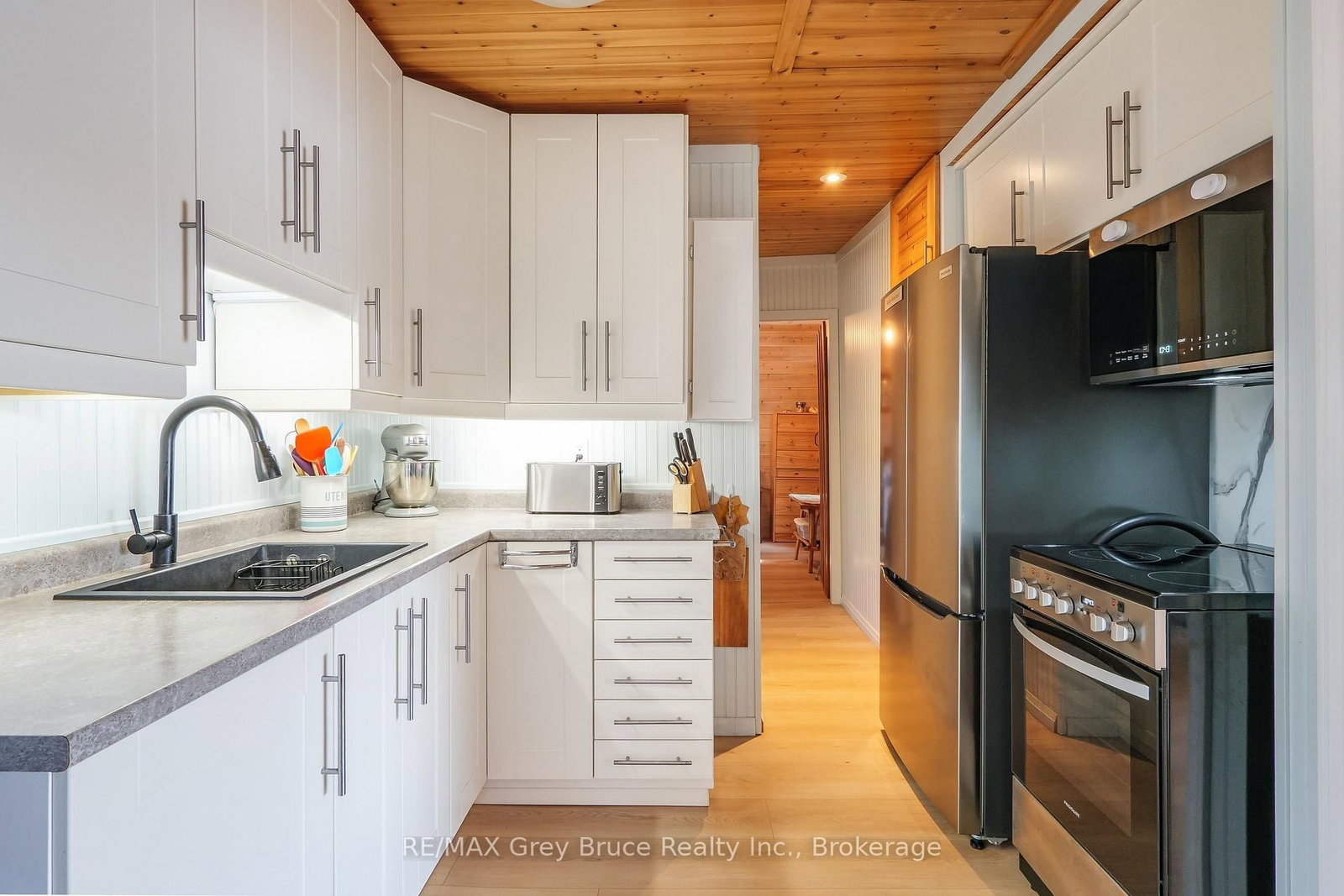 38 Maple Drive • South Bruce Peninsula, ON photo 10