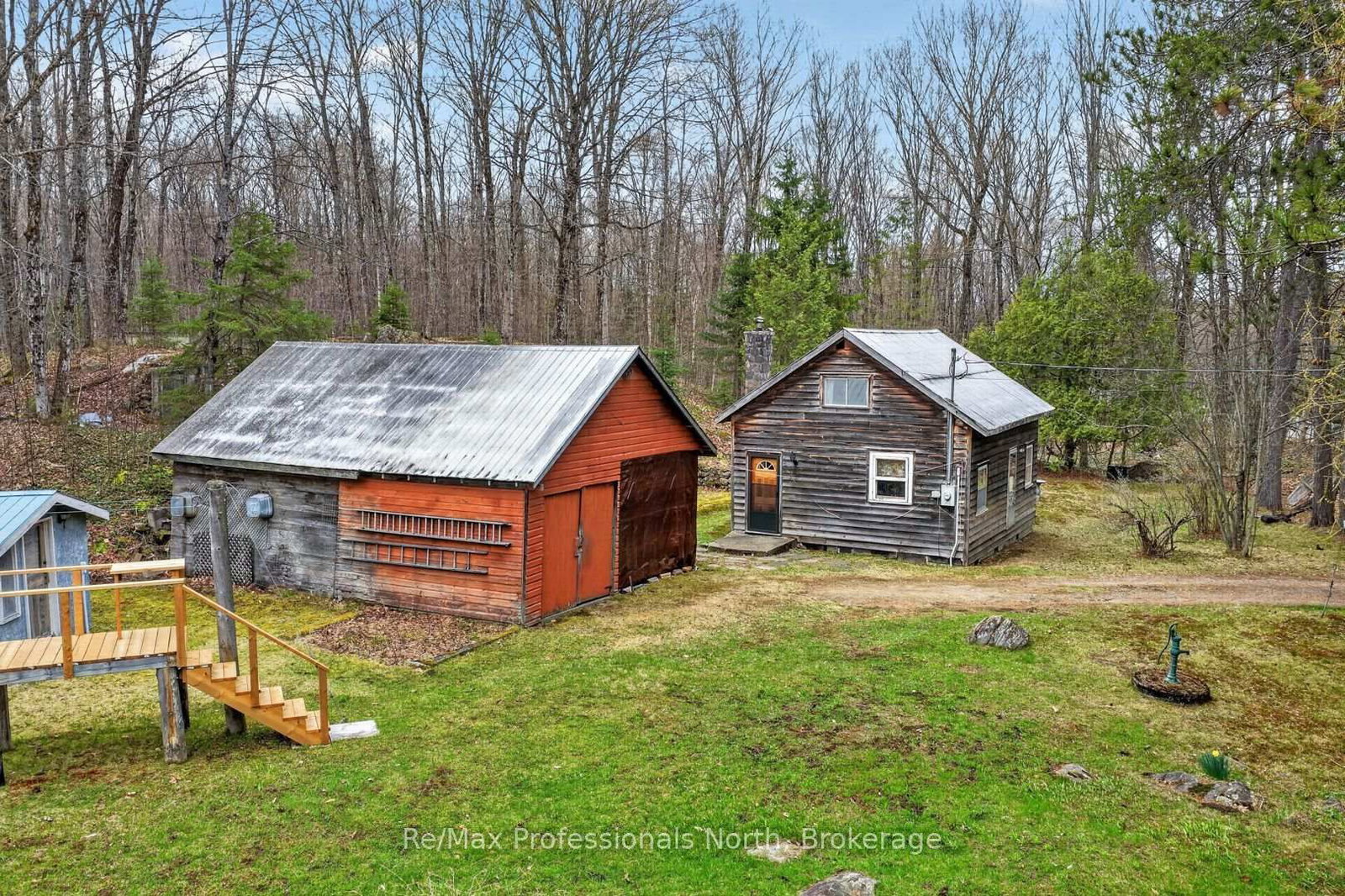 3640 Muskoka Rd 117 Road E • Lake of Bays, ON photo 17