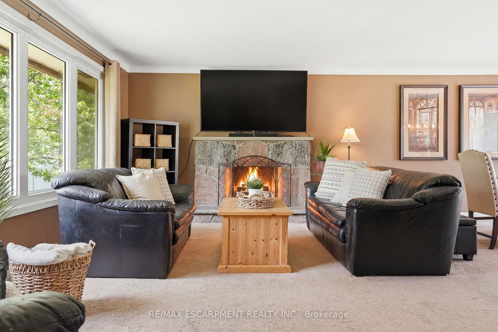318 Freelton Road • Hamilton, ON photo 11