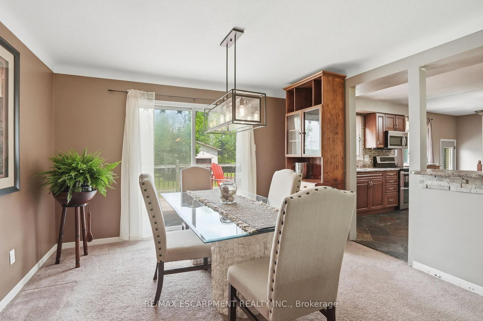 318 Freelton Road • Hamilton, ON photo 14