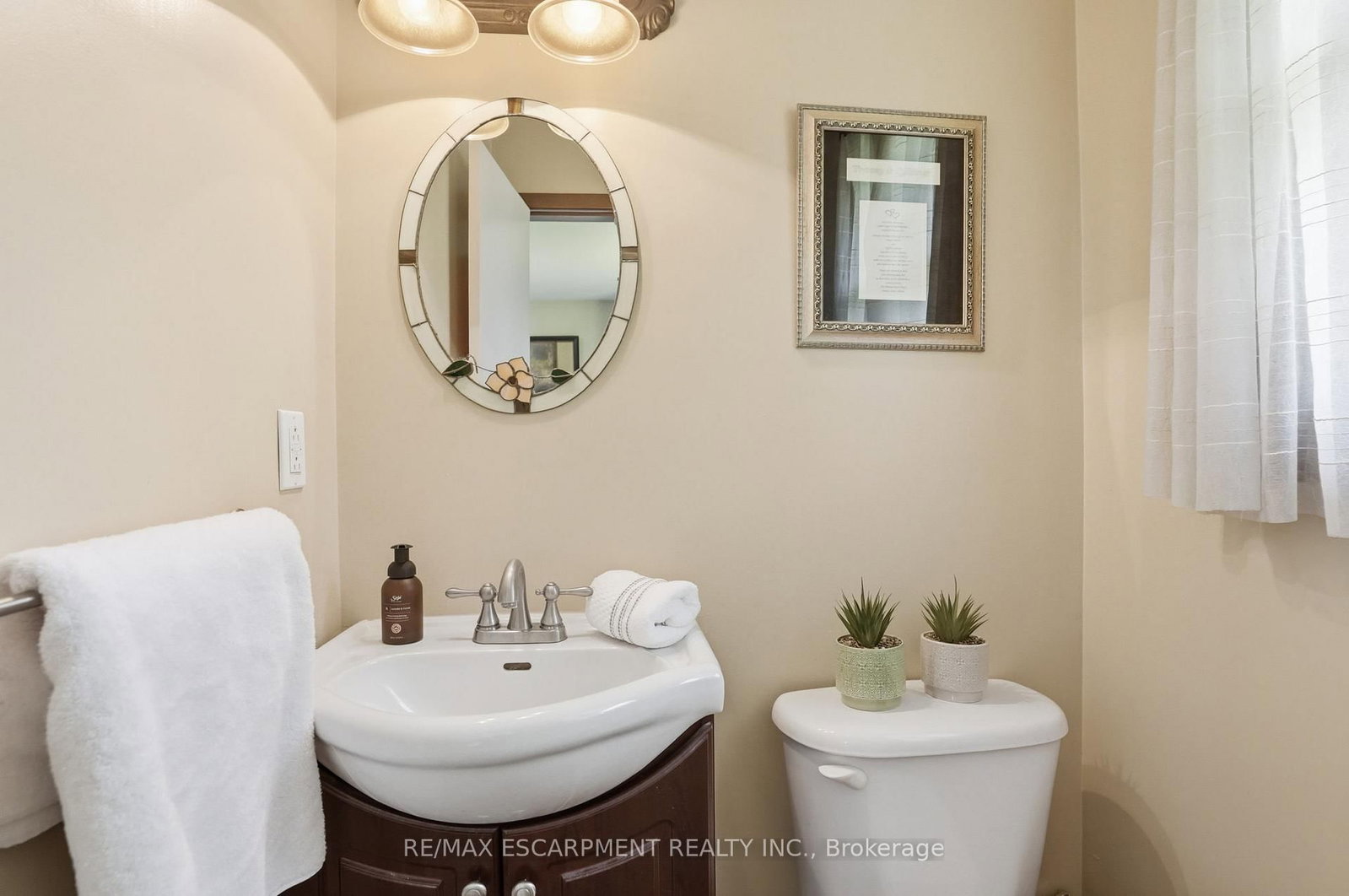 318 Freelton Road • Hamilton, ON photo 22