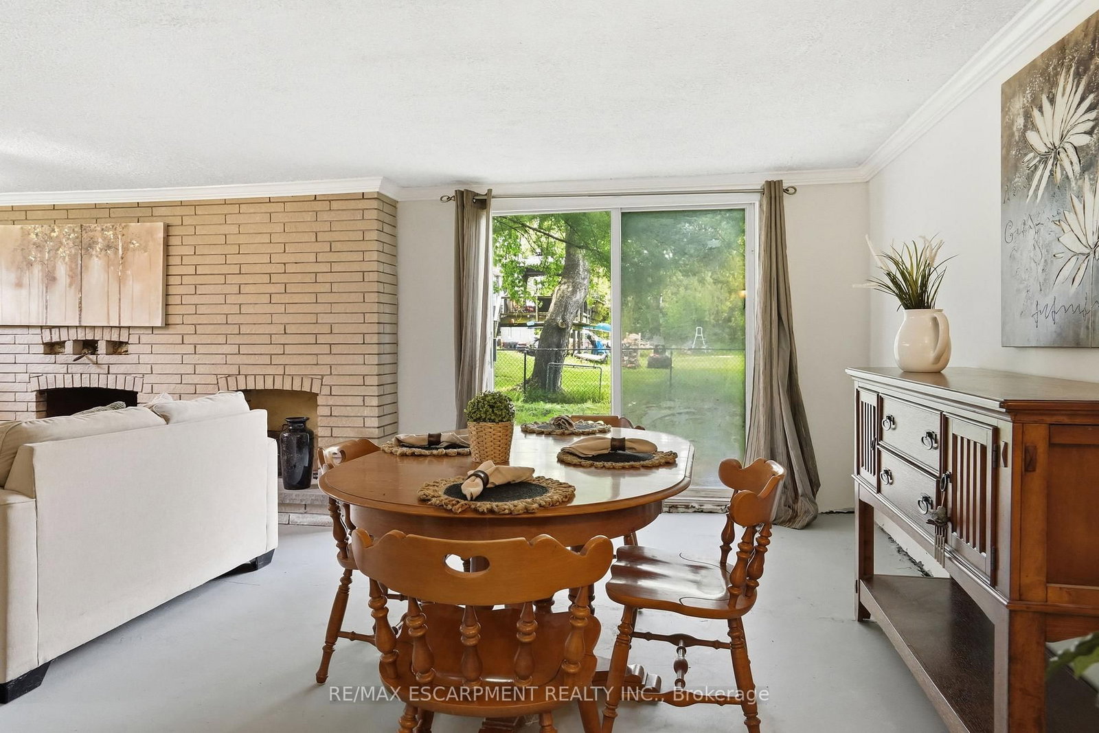 318 Freelton Road • Hamilton, ON photo 31