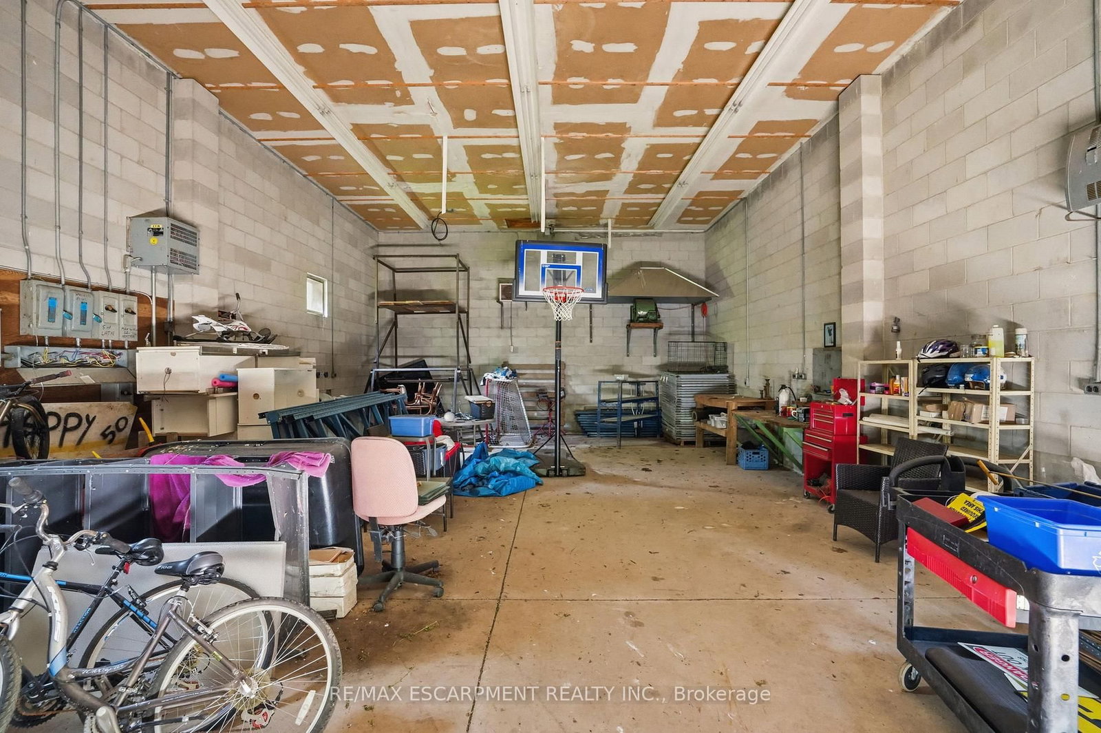318 Freelton Road • Hamilton, ON photo 42