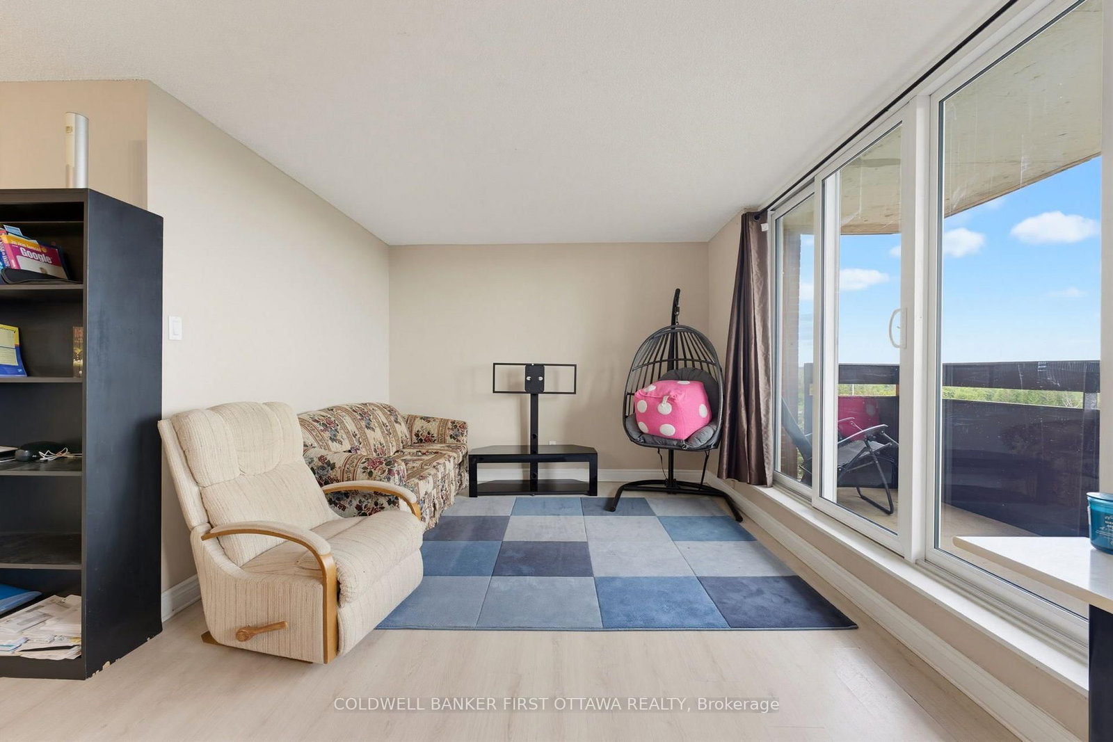 2000 Jasmine Crescent • #803 • Ottawa, ON photo 11