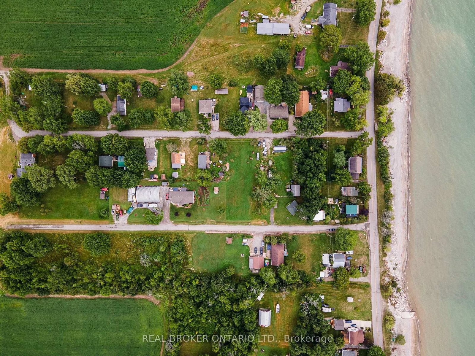 12 CANADA Road • Haldimand, CA photo 5
