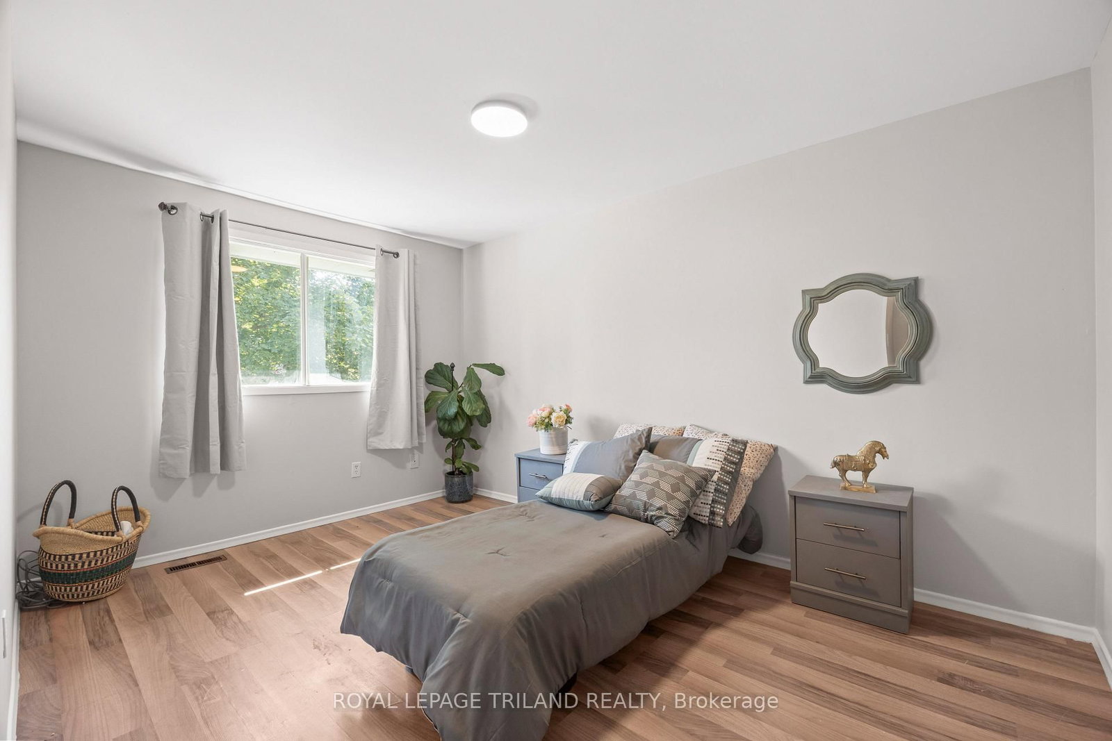 1769 Aldersbrook Road • London North, ON photo 21